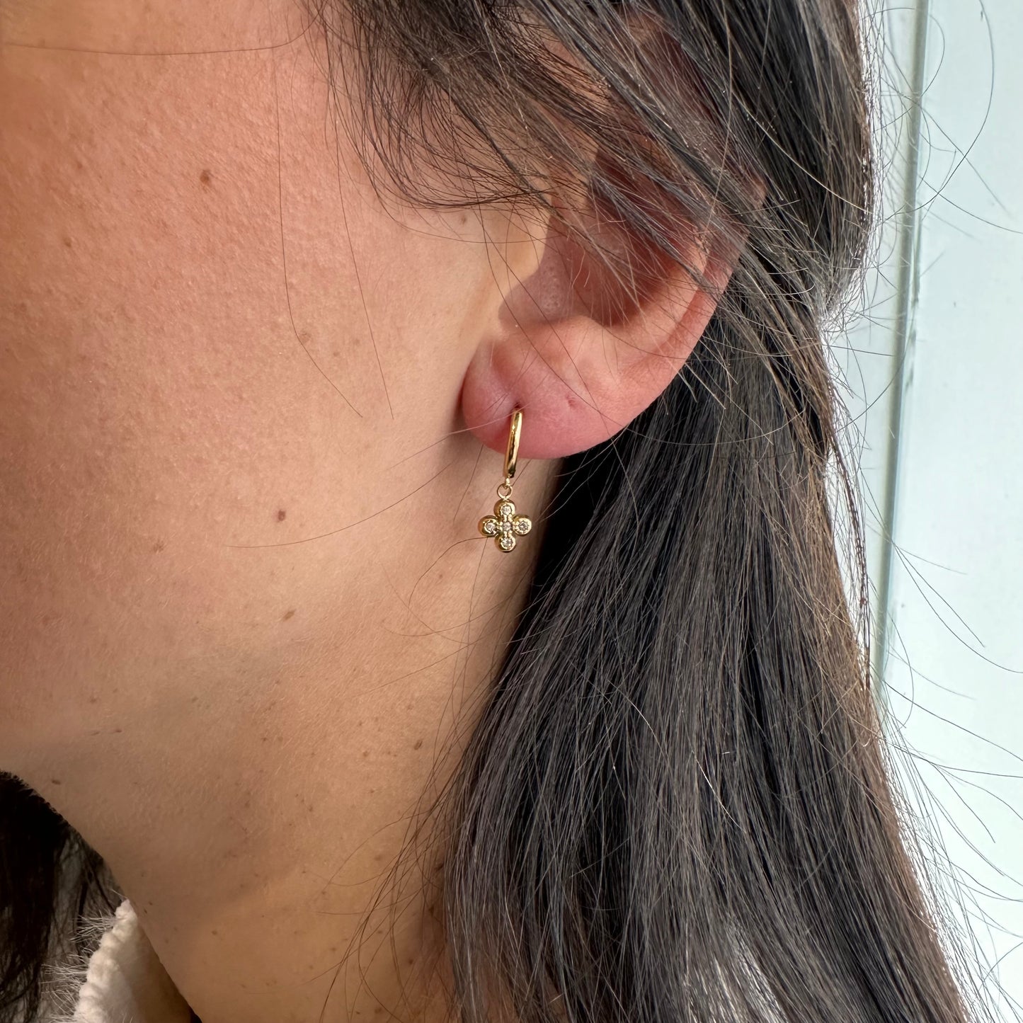 Boucle d'oreille à l'unité "Trèfle"