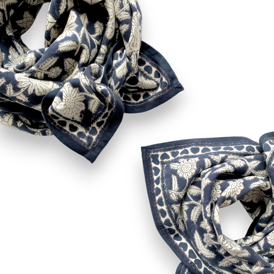 Grand Foulard Latika "CŒUR" Orage