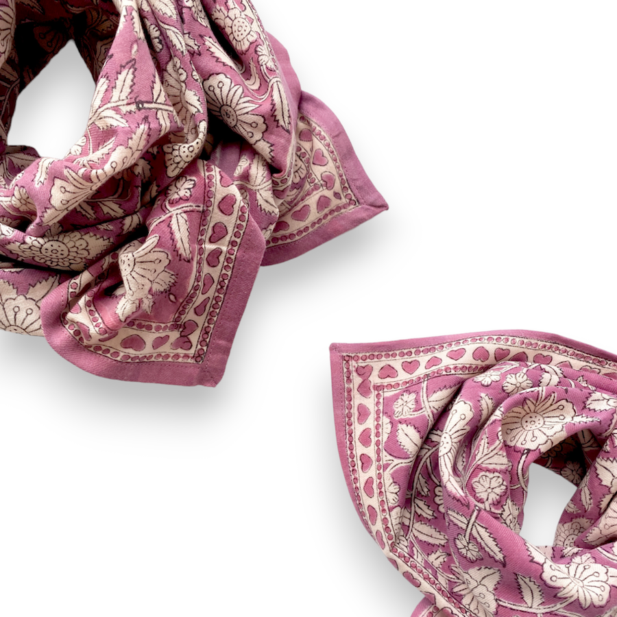 Grand Foulard Latika "CŒUR" Pétales