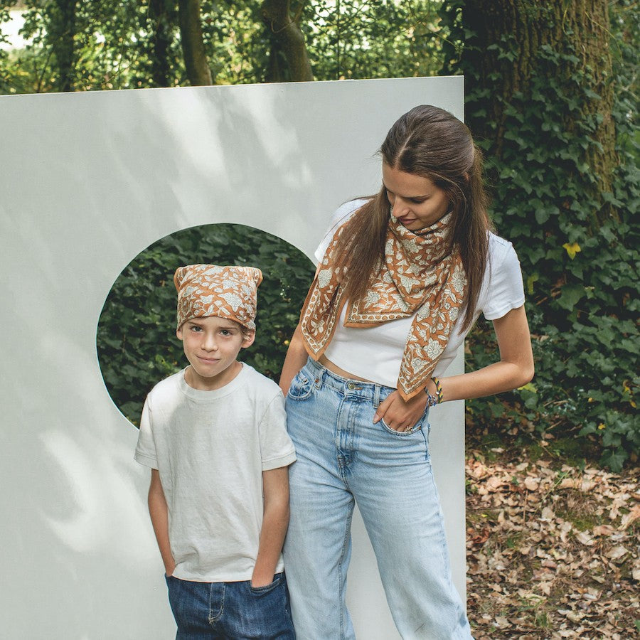 Petit Foulard Manika "CŒUR" Châtaigne