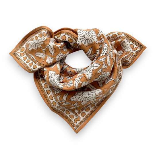 Petit Foulard Manika "CŒUR" Châtaigne